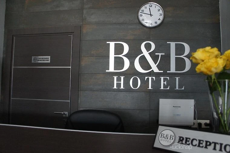 B & B HOTEL