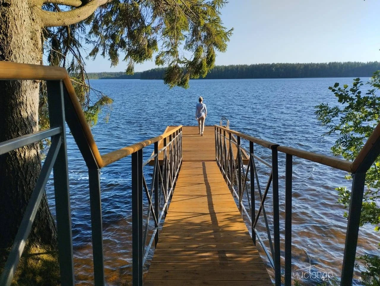 Загородный клуб "Озеро Зеркальное"