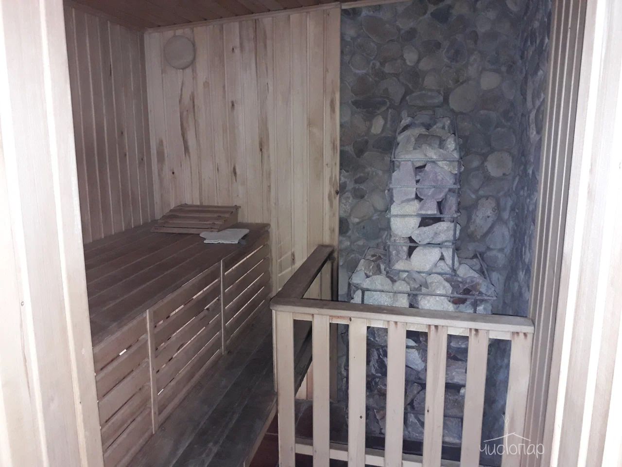 Семейная баня на дровах